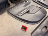 C3 Aircross inner seats side przekladka VAN