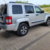 Jeep Cherokee kk 2010 rej Diesel Manual Salon Pl