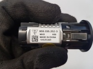 PORSCHE MACAN LIFT 95B adapter USB 95B035252B
