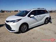 Toyota Sienna XLE Auto Punkt