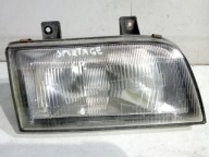 Kia Sportage and light right front front