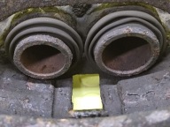OPEL VIVARO and 2.5 caliper brake left front