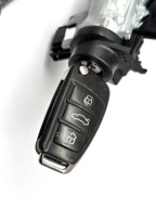 AUDI A3 S3 8V ignition key PILOT 1K090851 5Q0905865 8V0837220