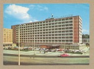 NIEMCY - ROSTOCK Hotel Warnow samochody 1973 r.