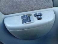 Toyota Yaris Verso 1 00-05 switch switch regulation regulacja windows