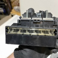 RENAULT ARKANA 1.6 HYBRYDA TERMINAL FUSES
