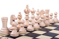 Drevený vyrezávaný šach 30x30