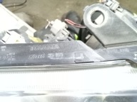 Toyota Avensis T25 lift light right front front ksenon