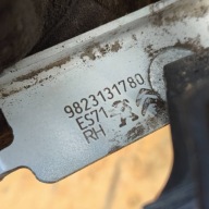 bonnet hinges right side Toyota Proace 9823131780
