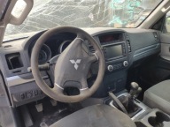 MITSUBISHI PAJERO 4 IV airbags dashboard console