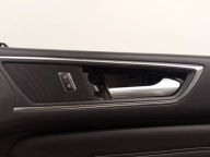 tapacír bok pravý předek spolujezdce EM2BR23890A Ford Galaxy Mk4 (2015-23)