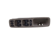 VOLVO V70 S70 II PANEL okna levý předek 30658116