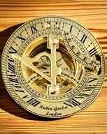 Profesjonalny Kompas Nawigacyjny z Sekstantem i Możliwością Personalizacji