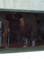 window VW T4 left the centre door 43R00049