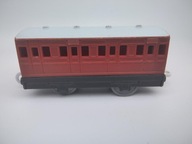 Tomek TOMY wagon osobowy pasażerski kryty brązowy Trackmaster