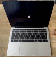 Laptop MacBook Pro A1706 13,3 " Intel Core i5 8 GB / 256 GB szary