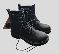 MAGASSZÁRÚ TORNACIPŐ FEKETE 38-AS MÉRET.