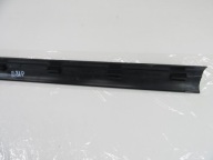 Kryt lišta PRAHU pravá spolujazdca BMW e81 e82 e88