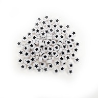 Korálky na náramky biele s čiernymi hviezdičkami 100 ks