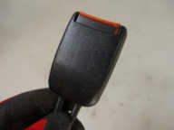 AUDI 80 B4 KOMBI gurtschloss KLAMRA links heck