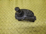 RENAULT CLIO III steering wheel levers and controls 8201590631