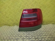 AUDI A4 B5 světlo pravý záď