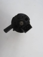 pumpa motorić vode VOLVO XC90 V8 4.4 30776243