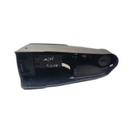 Tunel mitte HYUNDAI Matrix 1,6 benz 84645-17100