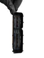 computer control unit of the engine AUDI A6 C6 2.0 TDI CAGB 03L906019AE 0281016680