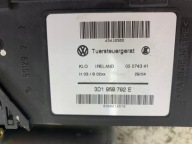 PORSCHE CAYENNE and VW TOUAREG mini motor windows right front 3D1959792E