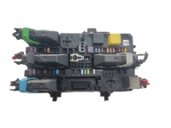 Module fusibles OPEL Zafira B 1.9D 2006