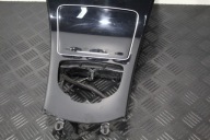 KRATKI NAWIEWOW DEKOR TUNELU C-KLASA W205