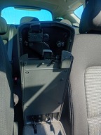 bracciolo z tunelem Peugeot 407 SW 04-10