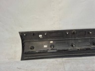 JAGUAR and-PACE 19- moulding door left front front J9D3-21065-A