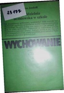 Wychowanie - Irena Jundziłł