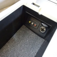 SUBARU OUTBACK IV TUNEL mitte