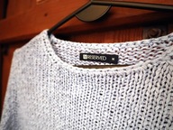 Sweter jasnoniebieski szydełkowy, r.M - Reserved