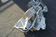 MITSUBISHI OUTLANDER II 2.2 HDI 4007 Support plaque Support Alternateur