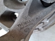 PORSCHE 911 992 otoč ramene pravá záď 992505436B