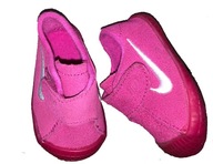 NIKE adidaski roz 18,5/9 cm