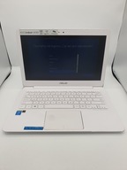 Laptop Asus Zenbook UX305F 13,3 " 4 GB / 128 GB biały