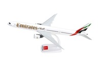 Model lietadla Boeing 777-300 Emirates NEW COLORS