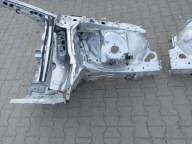 quarter front front left quarter LEXUS IS III 300 H 1J4