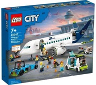 LEGO City Samolot pasażerski 60367