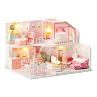 Miniatúrny domček pre bábiky model DREVENÁ s nábytkom osvetlenie