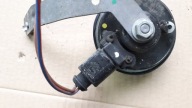 A4 B8 S4 KLASKON DZWIEKOWY holder left front