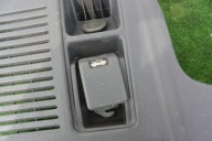 cover of the dashboard driver´s bracket MITSUBISHI PAJERO II