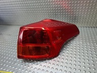 feu arrière droit TOYOTA RAV 4 12-15 EU