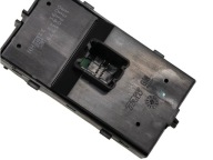 OPEL ASTRA J IV PANEL PRZYCISKOW okna levý předek originál 13305978