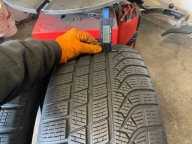 2 tyres winter 245/45R19 Pirelli P ZERO Winter 7mm 2024r